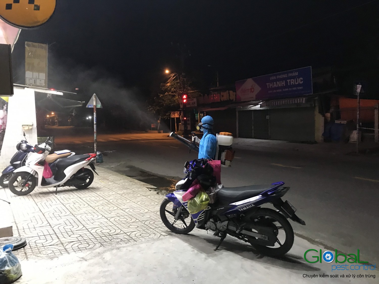 Dịch vụ phun thuốc khử trùng, khử khuẩn - Phòng chóng dịch hại trong khu vực.